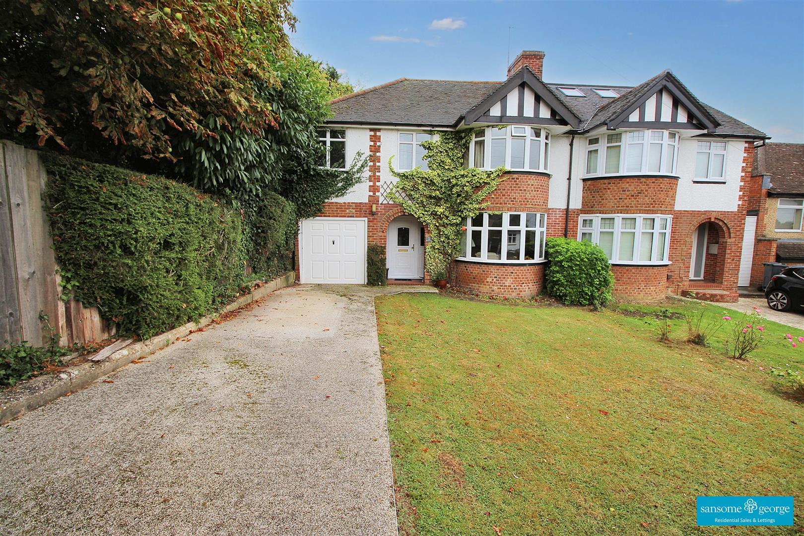 5 bed property in Ennerdale Road, Reading